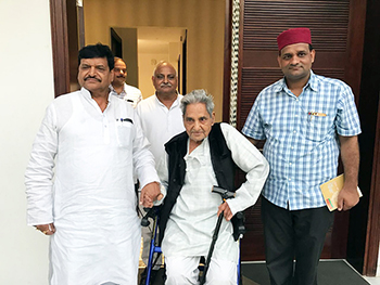 वैश्विक विभूतियों के साथ